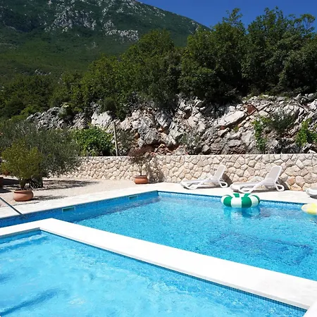 Marina Apartmán *